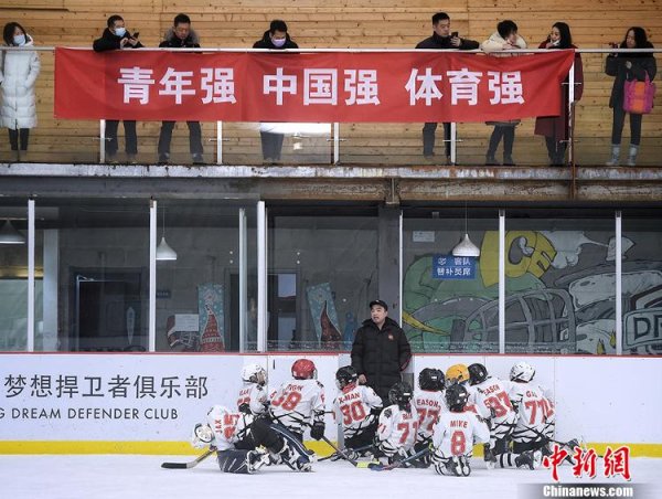 易云达配资 图片编辑的专属相册里，收录了哪些有故事的瞬间？
